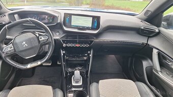 Peugeot e2008 GT 2021 - 13