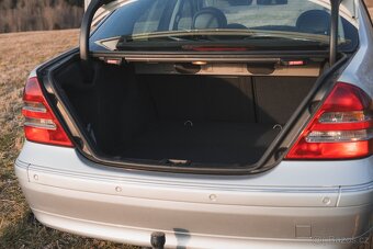 Mercedes-Benz C220 CDI | 2002 | 105 kW | AT - 13
