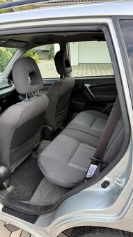 TOYOTA RAV4 2.0D4D 85kw 4x4 - 13