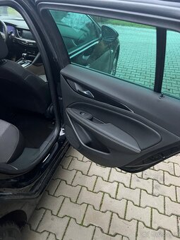 Opel insignia 2.0cdti 128kw rok 2022 dph - 13
