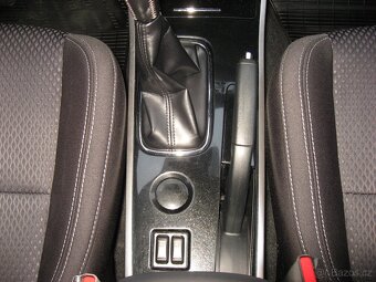 Mitsubishi Outlander 2.0i 150PS Intense M/T LPG - 13