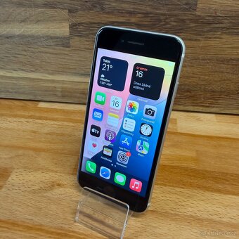 IPhone SE 2020 128GB, bílý (12 měsíců záruka) - 13