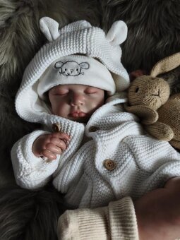 Pletený kabátek s oušky - 13