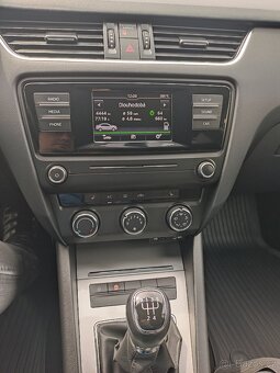 Octavia 3 1.6 TDI 81 kw - 13