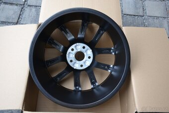 Škoda Octavia III (i RS) –NOVÉ 18 Alu disky 7Jx18 ET51, - 13