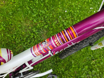 24" dívčí horské hliníkové kolo SCOTT, rám 12" od 120 cm - 13