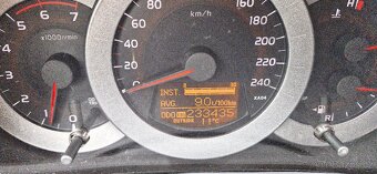 Toyota RAV4, XA3 - 13