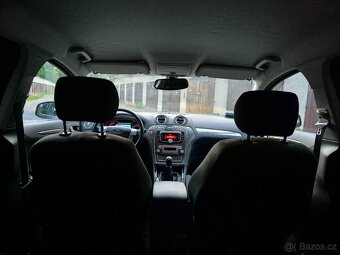 Ford Mondeo Mk IV kombi 2008 2.0i 107kw - 13