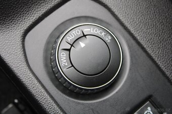 Dacia Duster 1,6 SCe 1.MAJ,PRESTIGE,4X4,2019 - 13