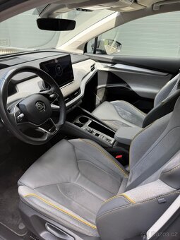 Škoda Enyaq IV80 154kw loft full asist top stav - 13