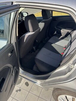 Mazda 2, 1.35 Benzin, 55kw, 16V, 2009 - 13