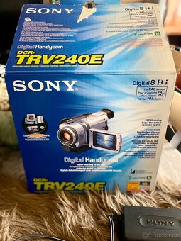 Digitální kamera SONY DCR-TRV240E - 13