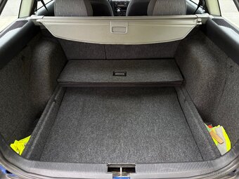 Škoda Octavia 1.6i 75kW klimatizace nové STK - 13