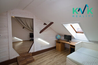 Prodej bytu, 5+1, po rekonstrukci, 125 m2, Ostrov - 13