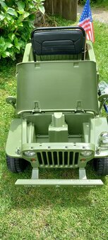 Jeep Willys s 2,4G, 4x4, 1 místný, grean army 112W - 13