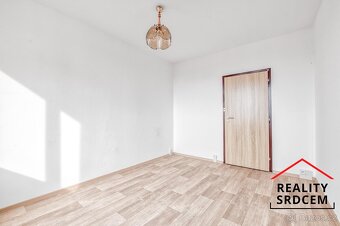 Pronájem částečně zrekonstruovaného bytu 3+1 s lodžií, 73 m2 - 13