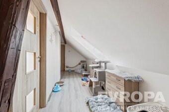 Prodej rodinného domu 3+1 v obci Těchlovice, okr. HK - 13