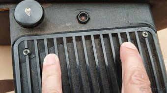 Použitý dobový středový panel na rádio - Škoda 110R erko - 13