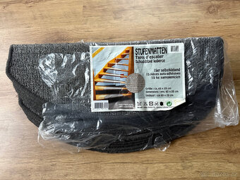 Kobercové nášlapy na schody 15ks - 13