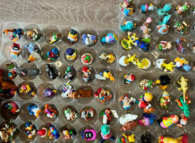 Velká sbírka figurek z Kinder vajíček - 790 kusů - 13