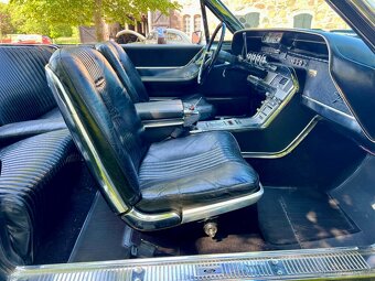1964 Ford Thunderbird Roadster - 13
