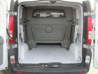 Opel Vivaro 2,0 CDTI 6 Míst Klima 219.000Kč - 13