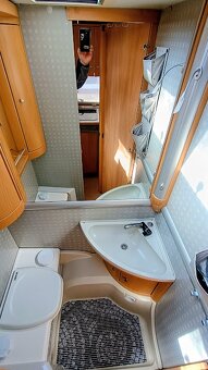 Bürstner Ventana 480, palandy, Ultraheat, podlahové topeni - 13