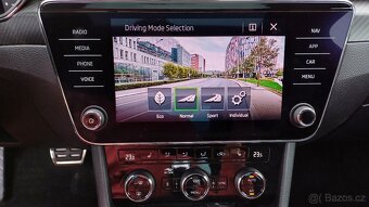 Superb Sporline 2.0 TSI 200kW -PANORAMA-WEBASTO-1.maj-ČR - 13