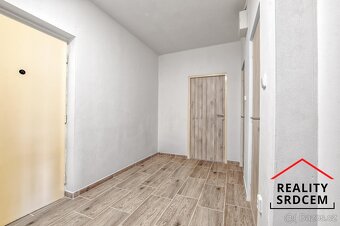 Pronájem bytu v os. vlast. 2+1/55 m2 na ul. Nedbalova, Karvi - 13
