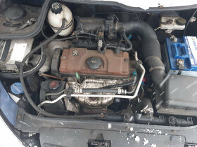 Peugeot 206 1,4i 55kW 2000rok, na díly - 13