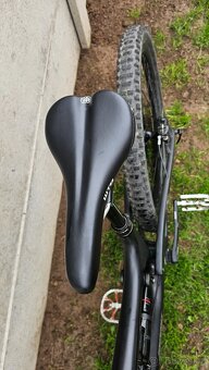 Karbonový full Diamondback Mission – 180/160 mm, SRAM - 13