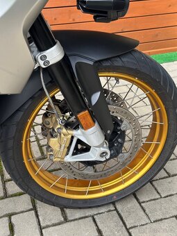 BMW R1250 GS, full, výfuk, navi, kufry, top stav - 13