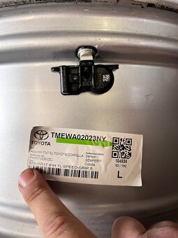 5x114,3 R17 ORIGINÁL Alu Toyota Corolla 2022 - JAKO NOVÉ - 13