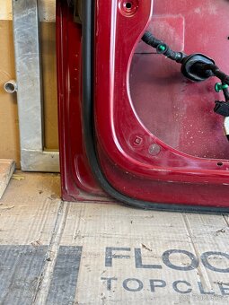 VW Touran, PP dveře - 13