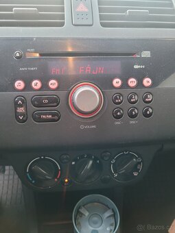 SUZUKI SWIFT ROK 2007 S MOTOREM 1,3 BENZIN - 13