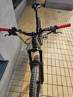 TREK FUEL EXE 9.5 XL (záruka) + upgrade - 13