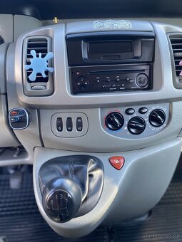 Renault Trafik - 13