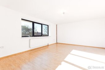 Rodinný dům k pronájmu ve Skalici s výhledem na Lysou horu - 13