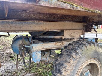 Traktorová vlečka, sklápěcí přívěs - 13