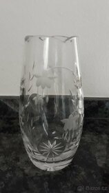 Vázy, mísy, cukřenka, tácy a popelní - lisované a hutní sklo - 13