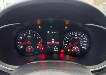 Kia Stinger 3.3 T-GDI AWD GT - 13