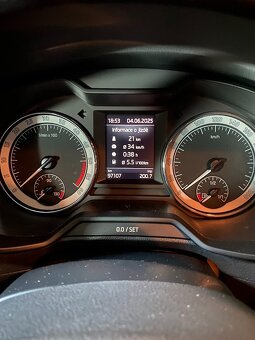 ŠKODA OCTAVIA combi,2.0.TDi, 110 kW,koupeno v ČR,LED - 13