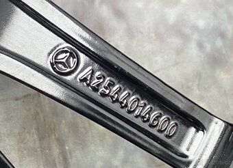Zimní originální sady Mercedes GLC X254 C254 18” - 13