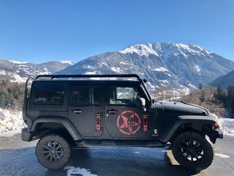 Jeep Wrangler JK 2.8 CRD Sport Unlimited - 13