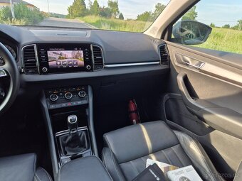 ŠKODA KAROQ STYLE+ /NÁJEZD 110tkm/KESSY/LED/KAMERA/PANORAMA - 13