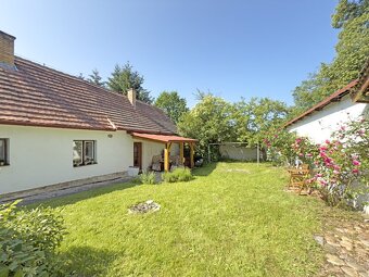 Prodej rodinného domu s pozemkem 914 m², lokalita Závraty u  - 13