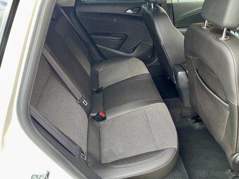 Opel Astra 2.0cdti/121kw, Cosmo, pěkný vůz - 13