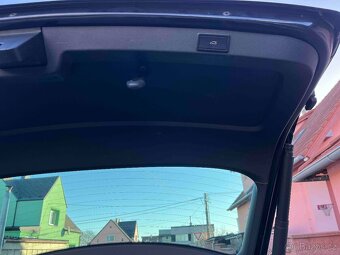 Škoda Octavia 3 Kombi 2.0 TDI/110 KW - ELEGANCE - 13