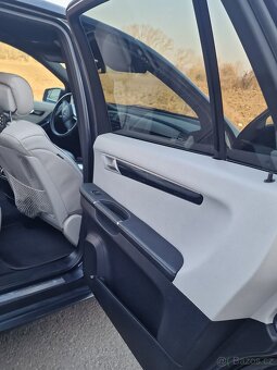 Prodám Mercedes R350 LONG - 13