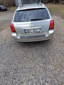 Toyota Avensis T25 combi D4D - 13